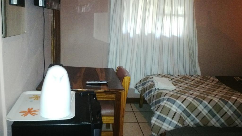 Divundu Guest House חדר תמונה