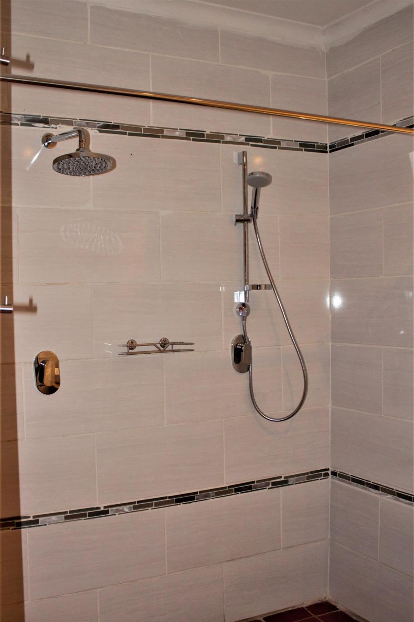 Divundu Guest House מראה חיצוני תמונה